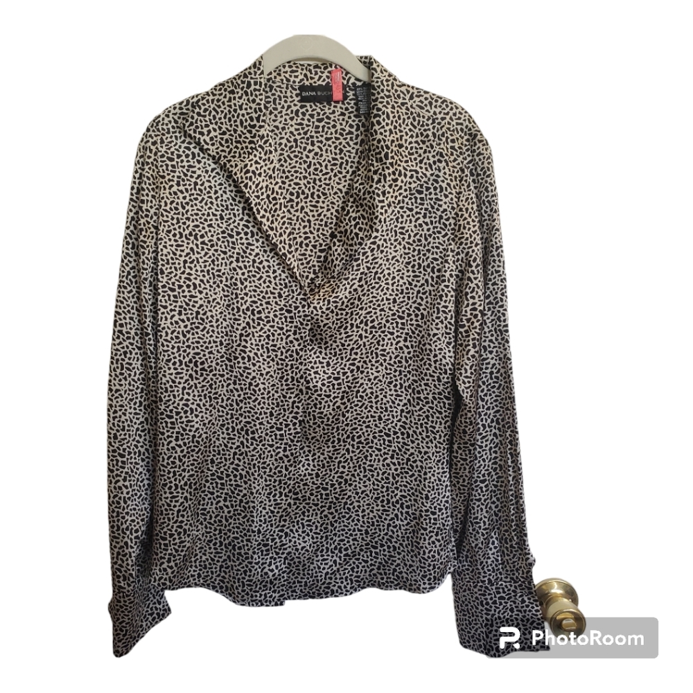 Dana Buchman Women's Silk Animal Print Blouse Sz 8.